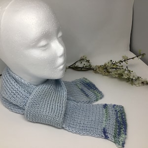 Regular blue scarf, knitted with super soft yarn