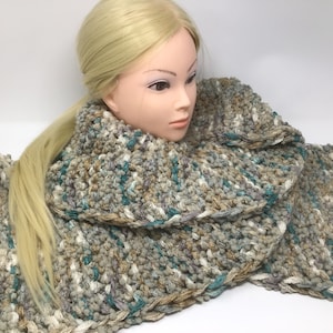 Bulky scarf, knitted, tan-turquoise image 1