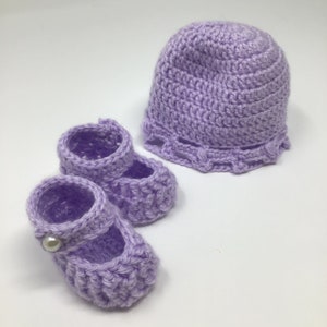 Newborn hat and booties with vintage pearly buttons