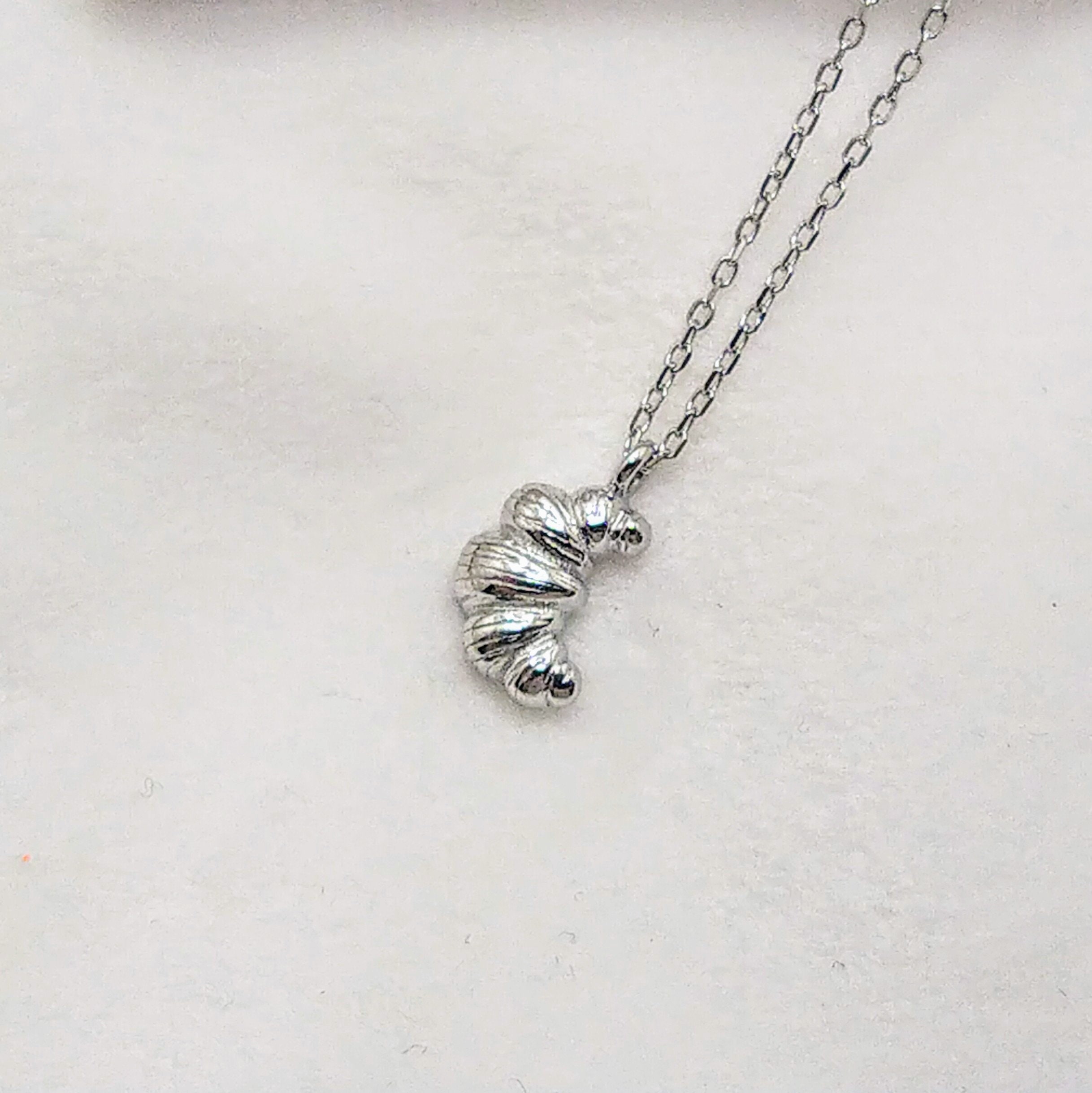 TATIANA☆[Silver925] Deli Croissant Necklace il_1080xN.6267765574_ewxk.jpg