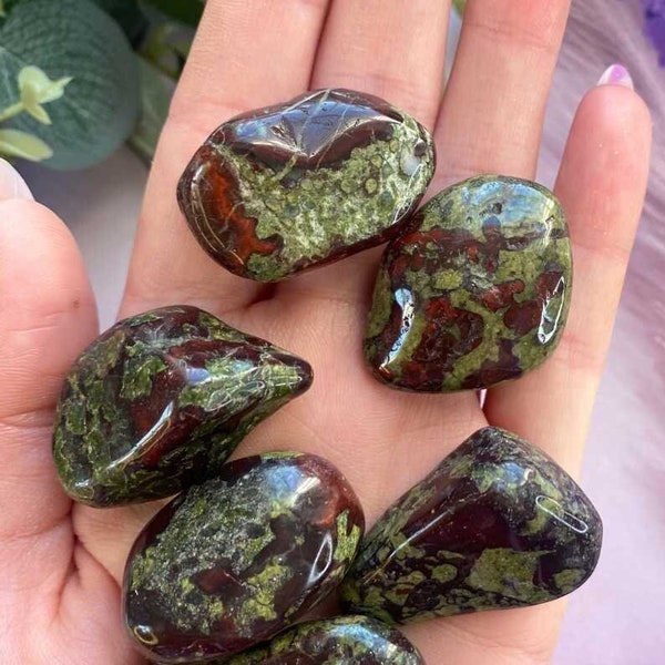 Dragon Stone - Green and Red Crystal - Dragonstone Tumblestone - Health crystal - Happiness crystal - Prosperity crystal - Dragon Crystal