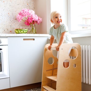 Tour des aides de cuisine. Tour d'apprentissage. Tour Montessori. Escabeau de cuisine. Tour d'assistance. Meubles Montessori image 3