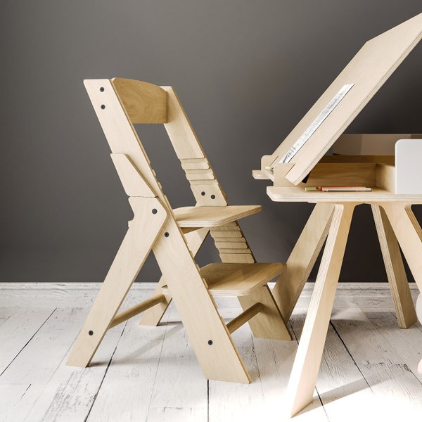 Escabeau de plus en plus. Chaise haute pour tout-petit. Tour d'apprentissage. Meubles Montessori.