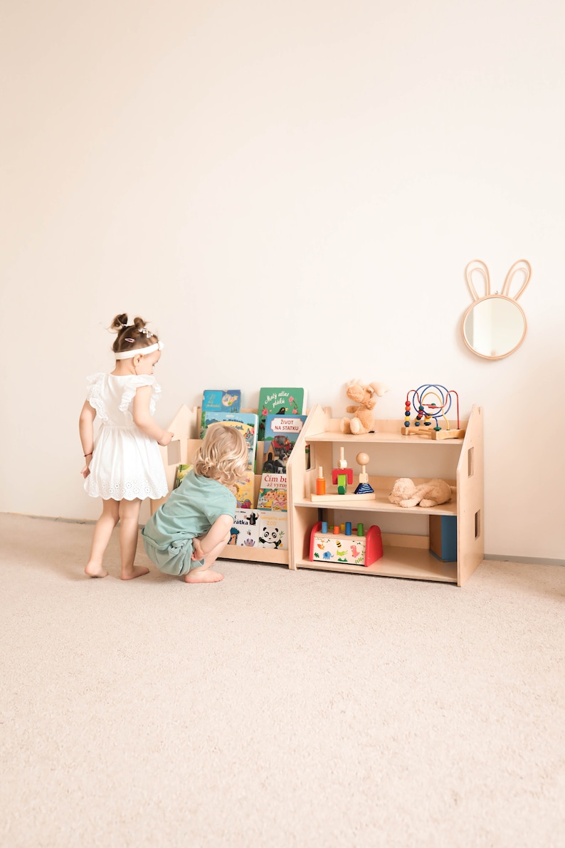 Montessori bookcase . Montessori furniture. Bookcase. zdjęcie 8