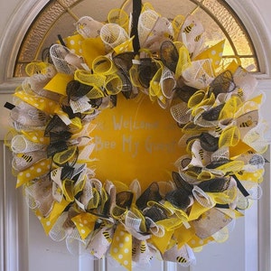 Welcome Bee wreath, Bee my guest wreath
