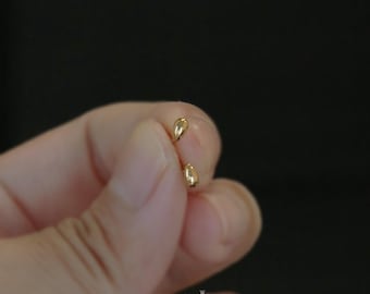 Aretes de oro macizo de 9 quilates, diseño minimalista y delicado