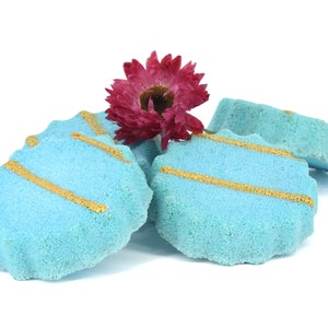 Spiritual and Harmonious - Juniper and Clary Sage Shower Steamers 4 pack