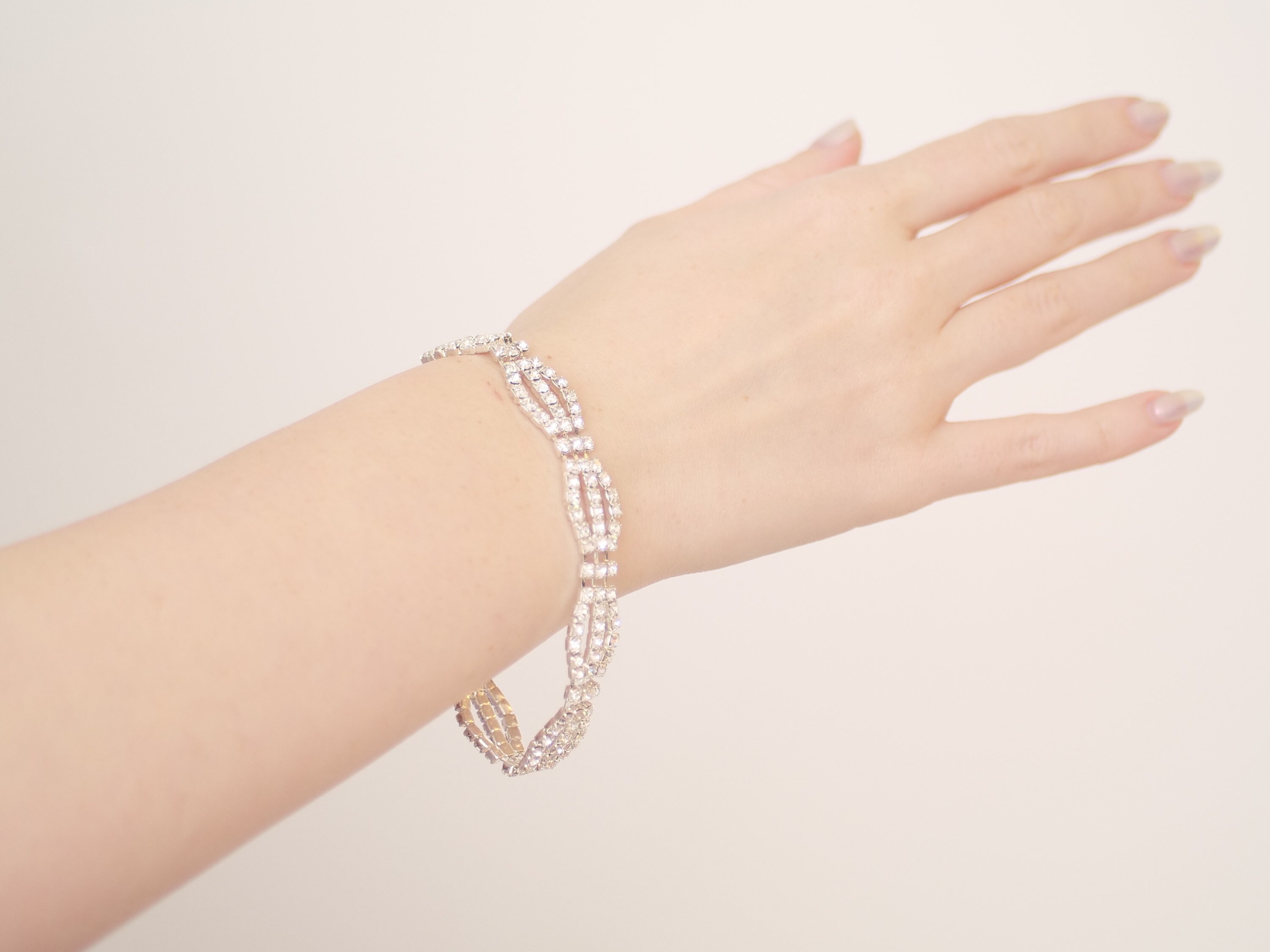 Dainty Chain & Link Bracelet in Silver Tone With Gemstone