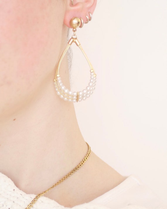 Vintage statement faux pearl drop earrings, white… - image 2