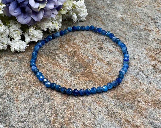 4mm Blue Kyanite Crystal Bead Bracelet: Faceted Gemstones, 7.5" Stretch Bracelet