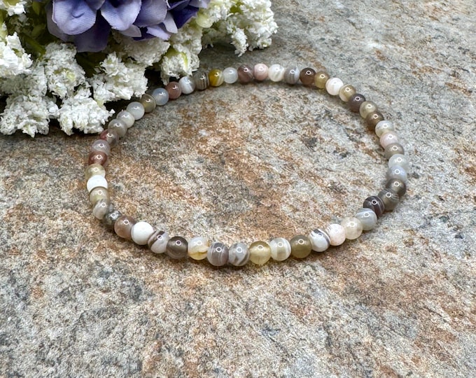 4mm Botswana Agate Crystal Bead Stretch Bracelet, 7.5", Striped Gemstone Jewelry
