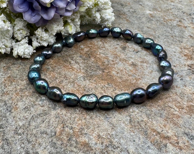 6mm-7mm Peacock Freshwater Pearl Bracelet - Iridescent Black Pearl Beads, 7.5"