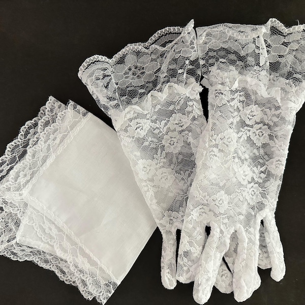 Women's Mesh Lace Glove (PAIR) - White