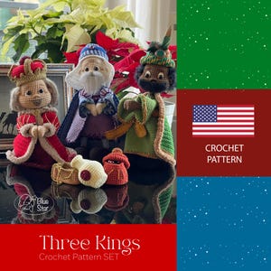 Könnte beinhalten: Gehäkelte Figuren der Heiligen Drei Könige mit Kronen und Roben in Rot, Blau und Grün. Kleine gehäkelte Geschenke sind ebenfalls zu sehen. Der Text "Three Kings Crochet Pattern SET" ist enthalten.