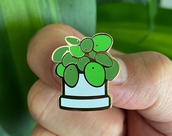 Pilea Plant Pin