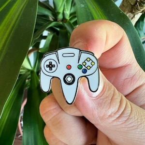 N64 Controller Hard Enamel Pin