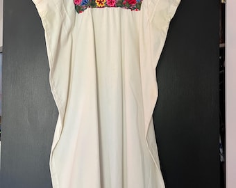 Vintage 70's Embroidered Floral White Dress