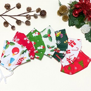 Christmas Face Masks with 3 Layers, 100% Cotton Face Mask, Washable Face Mask with Nose Wire, Filter Pocket, Holiday Face Mask