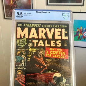 Puede incluir: Una portada de cómic calificada que presenta a un hombre en un bote con un ataúd, una figura esquelética con alas y el texto "Marvel Tales #110" y "No te pierdas... "¡Un ataúd para Carlos!"
