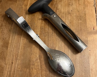 The Pampered Chef Kitchen Gadgets, Pampered Chef Large Double Spoon Serving Tong, Pampered Chef Corer, Salad Serving Spoon