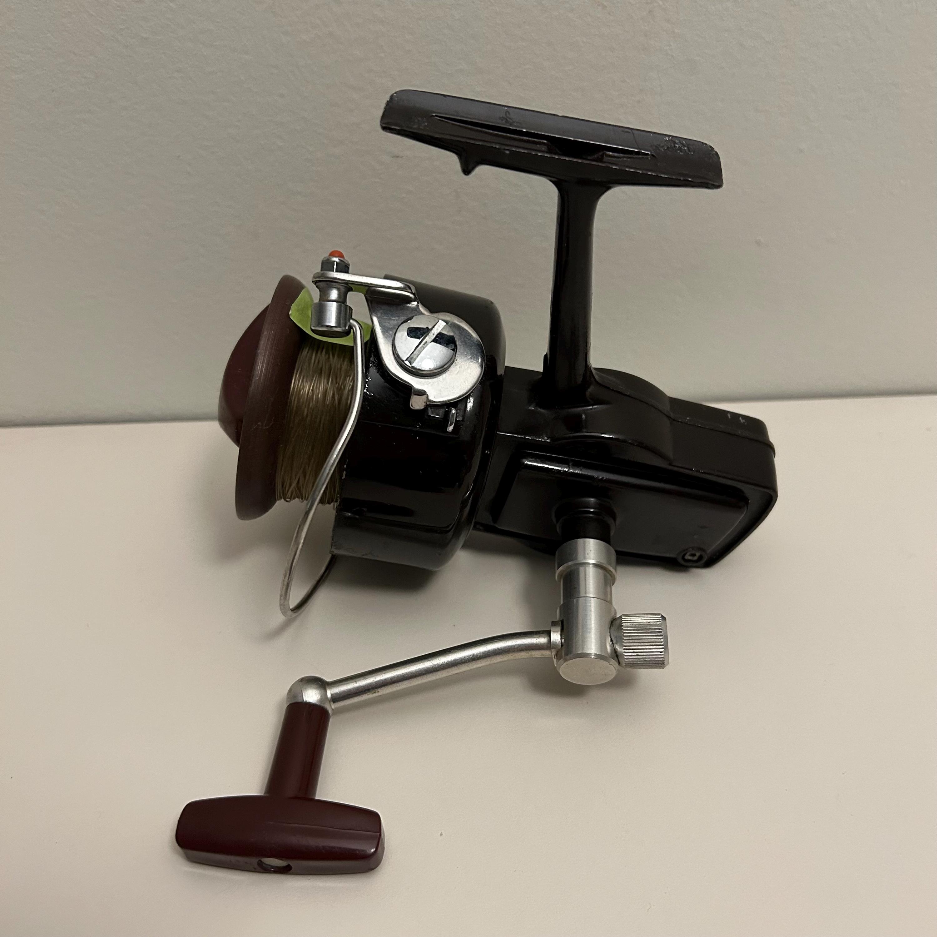 DAIWA 1970年～80年モデル Vintage Daiwa 7700 Spinning Fishing Reel Made in Japan, Open-face