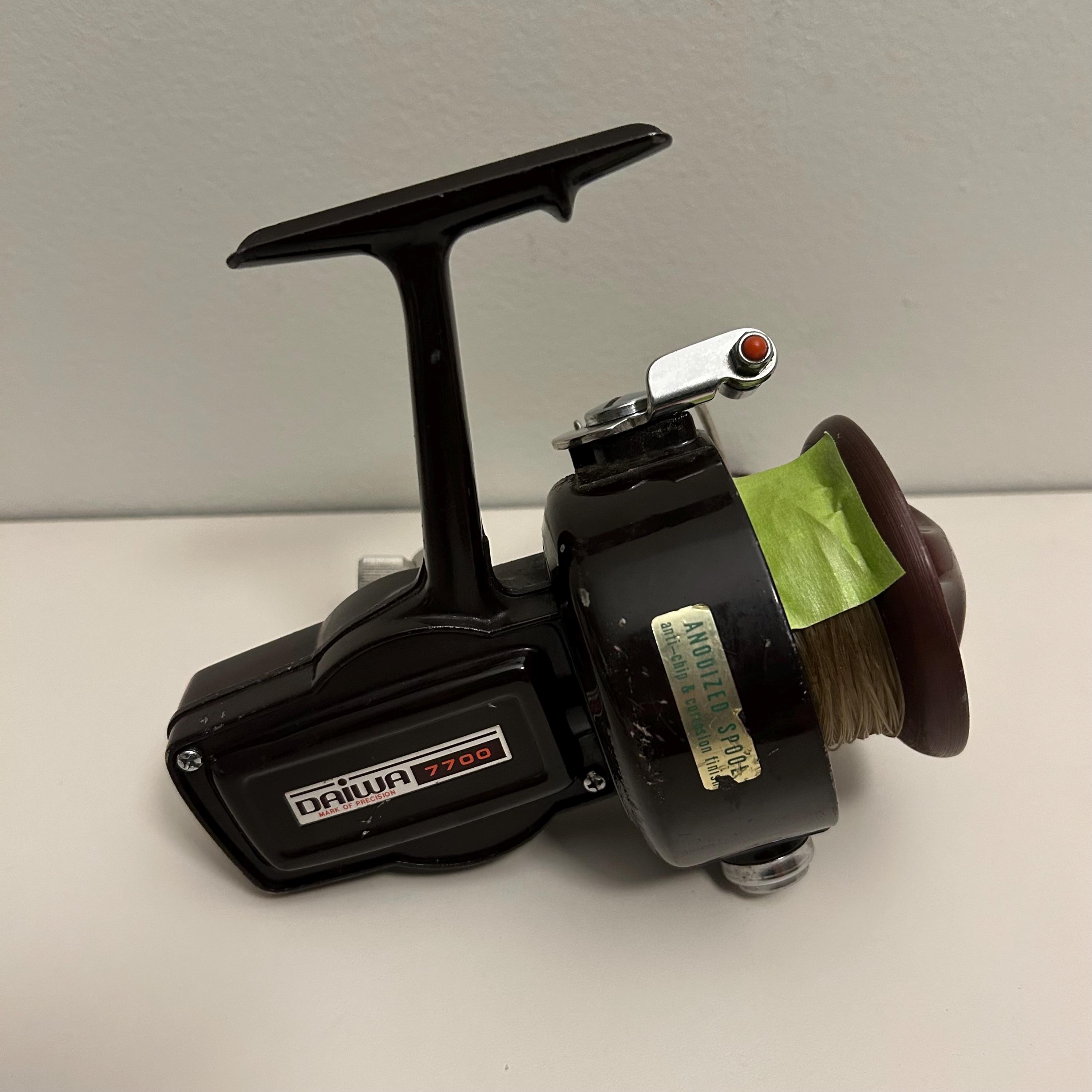 Vintage Daiwa 7700 Spinning Fishing Reel Made in Japan, Open-face