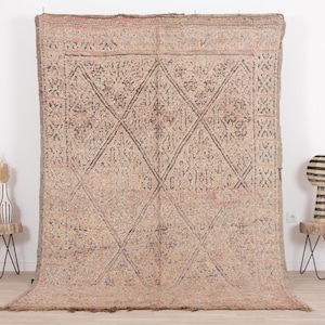 Peach Moroccan rug, Vintage Benimguild rug 6x9 FT, Morrocan rug 6.3x9.2 FT, Living room  rug, Funky rug, Teppich