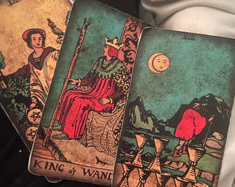 Same day/Same hour tarot- not for beginners. this is for readings via message