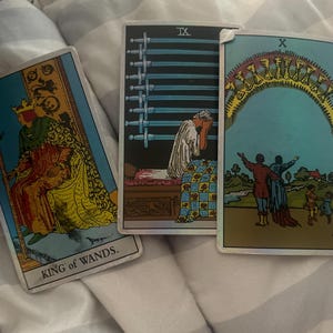 Lectura de tarot el mismo día/misma hora, esto es para lecturas por mensaje.