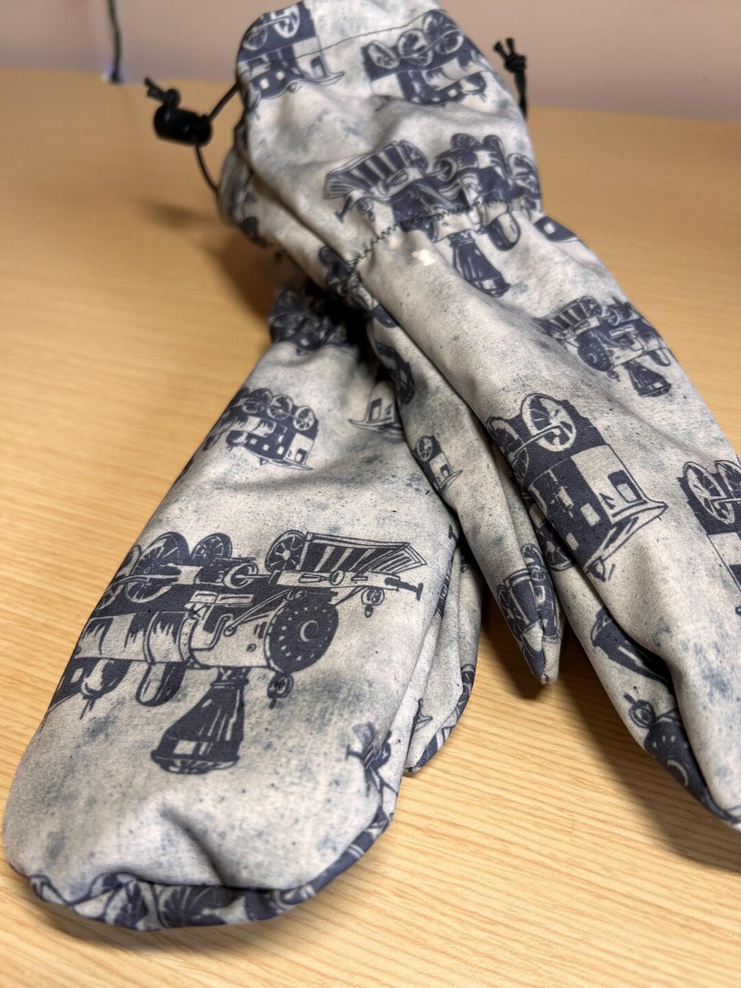 8-9 Year Old Vintage/turn of the Century Trains Long Warm Mittens - Etsy