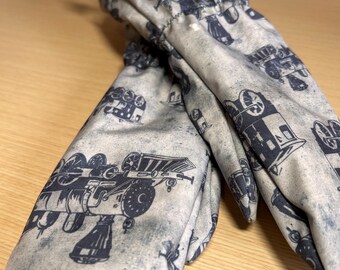8-9 year old Vintage/turn of the century trains long warm mittens
