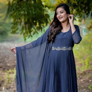 Bollywood gown online new arrivals