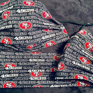San Francisco 49ers mask