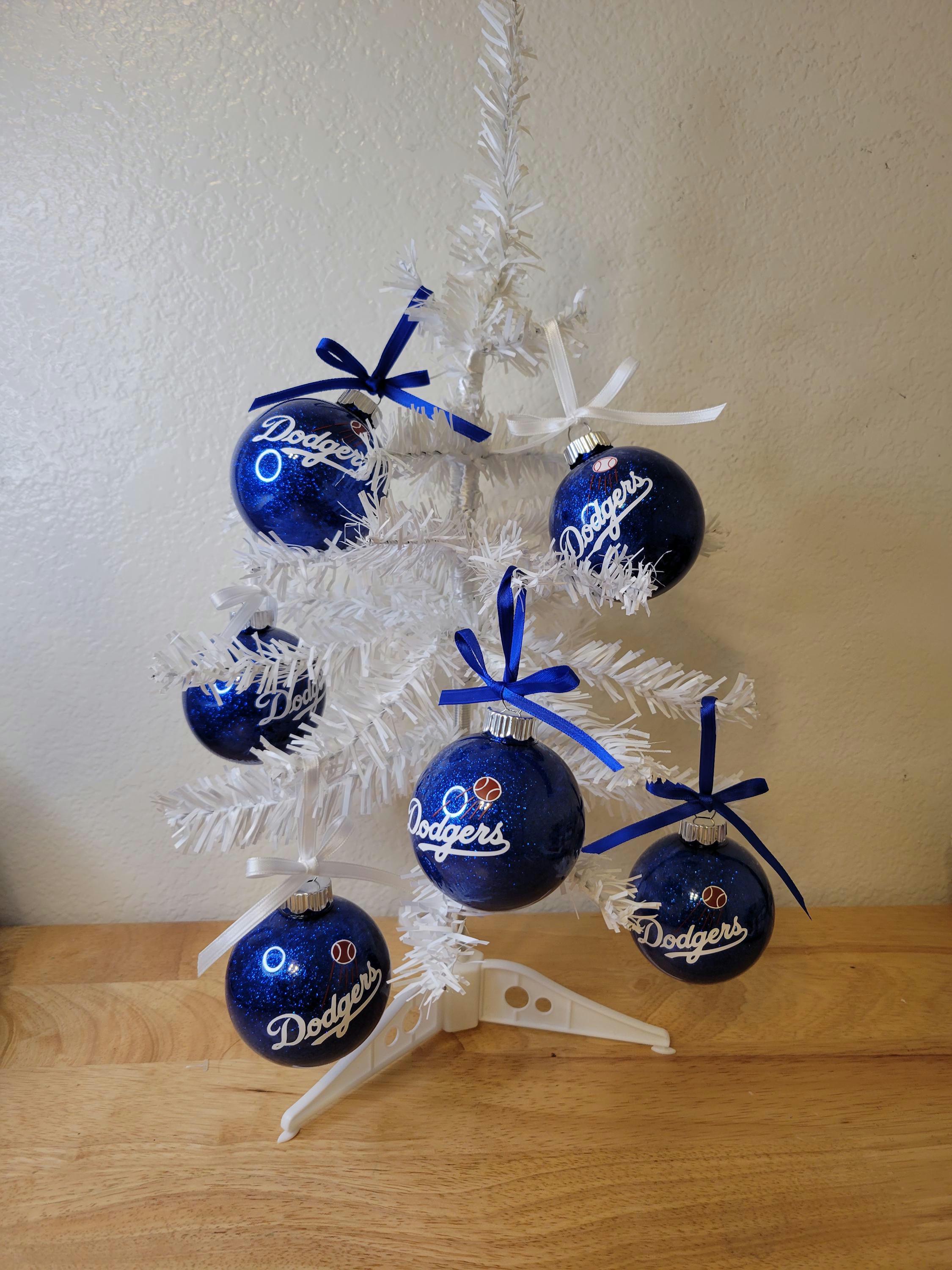 Dodger ornaments - Etsy México, image size:2250x3000