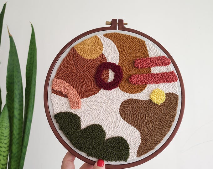 Abstract Punch Needle Art: Boho Embroidery Hoop Wall Decor (25 cm)