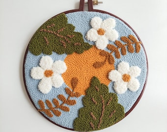 Floral Punch Needle Hoop Art: Boho Textile Wall Decor (24cm)