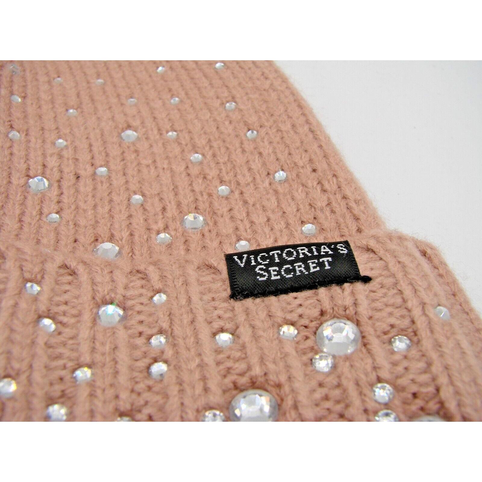 VICTORIA\'S‎ SECRET Faux Fur Pom-Pom Hat Rhinestone Embellished Beanie NEW Victorias Secret Rhinestone Embellished Pom Pom Hat  main image 2