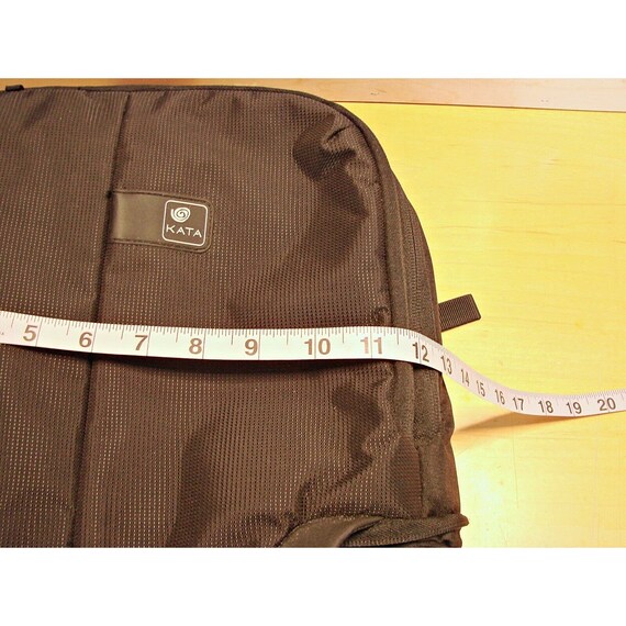 Kata LPS-216 DL Backpack Black 15.4