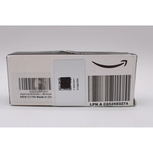 Op de afbeelding: Een rechthoekige doos met de tekst "X003VRP2H1" en "Makart Poly Nail Gel 50ml... Nail Gel-Pen". De doos heeft ook een barcode, een QR-code en de tekst "NEW C1704 Made in Ch". De doos heeft het Amazon-logo.