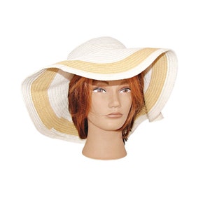 Womens Floppy Wide Brim Beach Straw Hat White Tan Gardening Sun Protection SPF