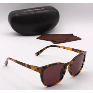 Michael Kors Sunglasses - Etsy display picture 3