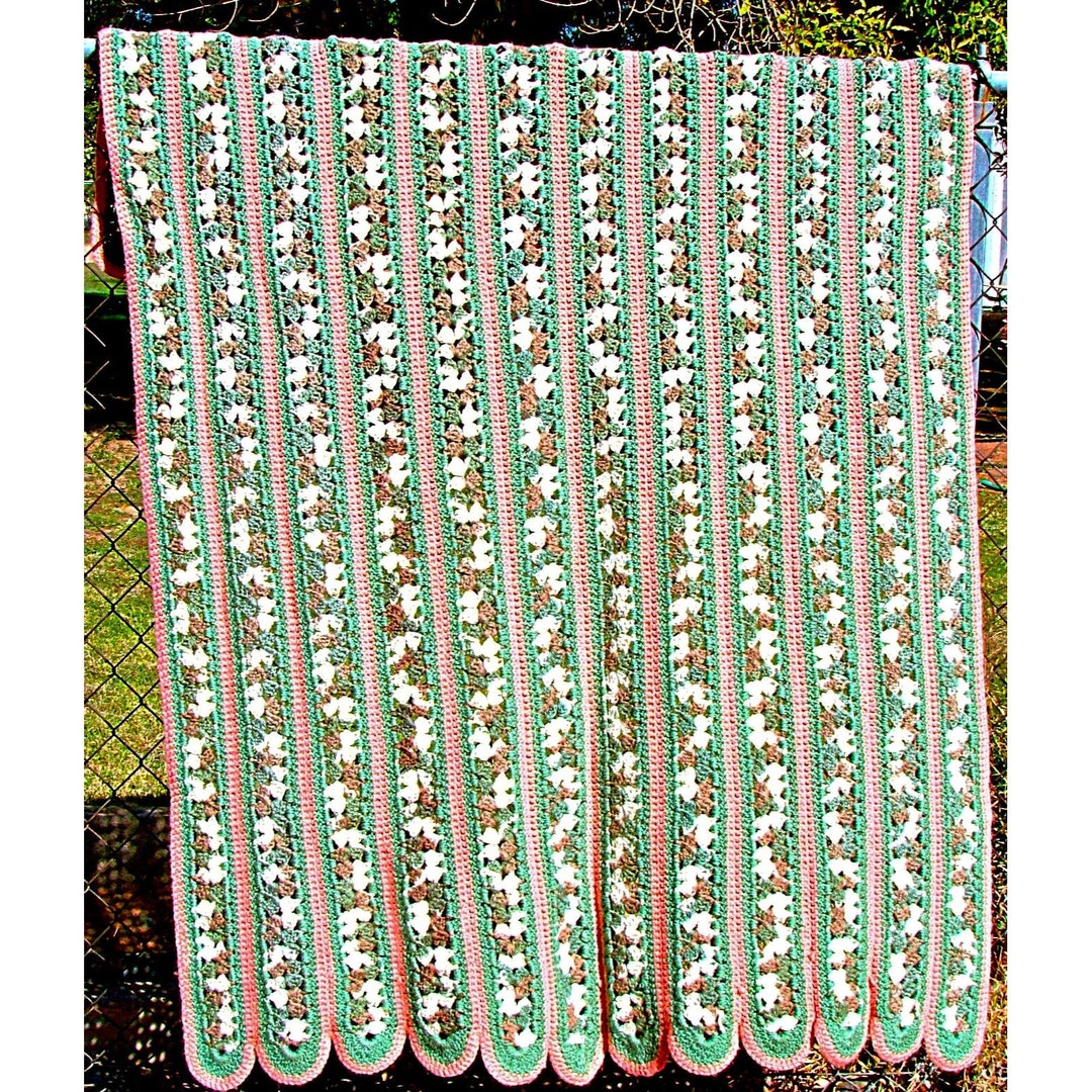 Vintage Afghan Throw Blanket Scalloped Edge Hand Crochet Peach Greens