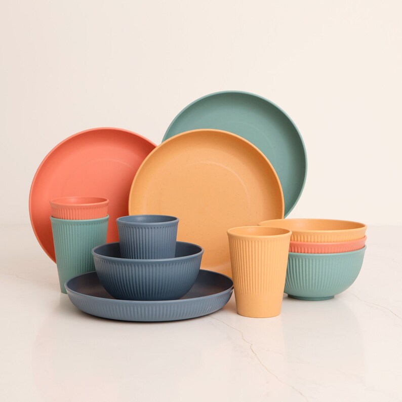 Wheat Straw Dinnerware Sets for 4 With Utensil Set Unbreakable