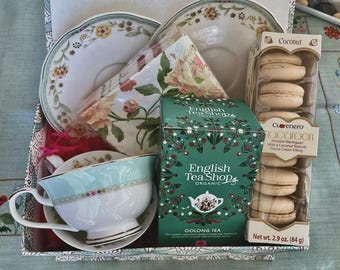 Vintage Tea Lover Gift Box | Cottagecore Teacup, Tin, Macarons