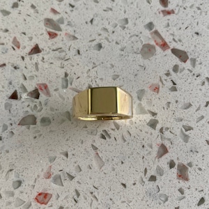 14k Yellow Gold Signet Initial Ring Band