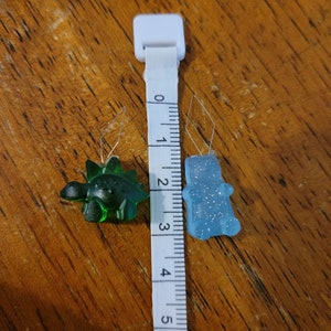 Gummy Bear Needle Threader: Cross Stitch & Embroidery Tool image 4