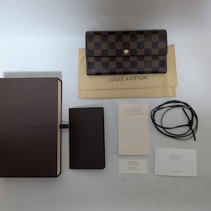 Carteira Louis Vuitton Damier Portefeuille Sarah Long Marrom N61734
