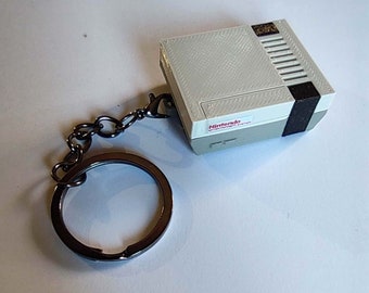 NES - Nintendo Entertainment System Keychain