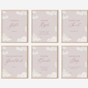 Op de afbeelding: Een set van drie keramische mokken met een gespikkelde, matte afwerking. De mokken zijn in de kleuren crème, lichtbruin en donkerbruin. Elke mok heeft een eenvoudig, minimalistisch ontwerp en een afgeronde handgreep.