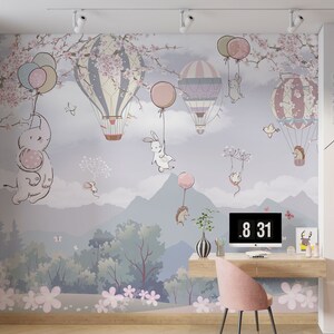 Carta da parati della stanza dei bambini degli animali volanti, palloncini Murale carino degli elefanti, Asilo nido Stampe floreali di animali Murale murale, Peel and Stick Acquerello